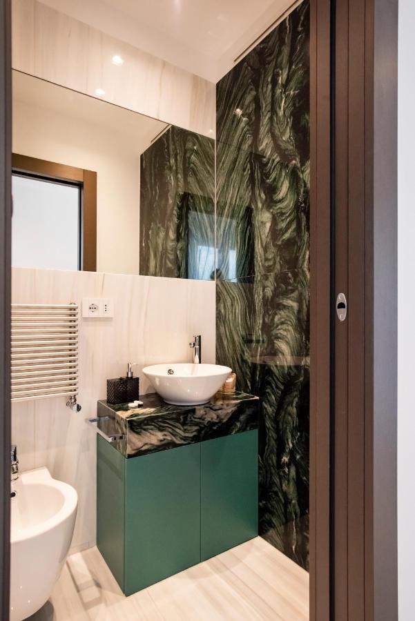 Апартаменти Gentile 46 Luxury Accomodation Барі Екстер'єр фото